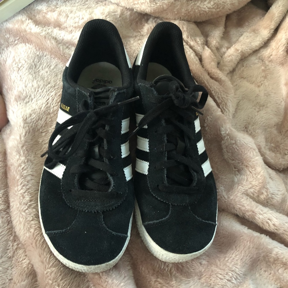 Adidas gazelle Shoes